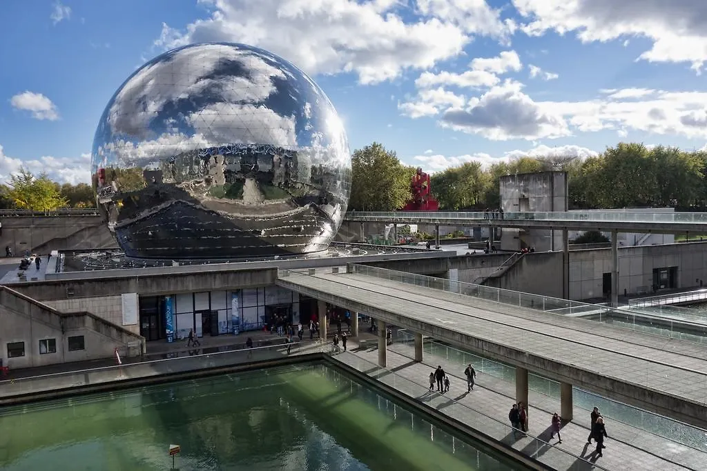Ibis Styles Paris Crimee La Villette 3*,  France