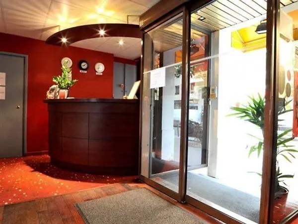 Ibis Styles Paris Crimee La Villette 3*,  France